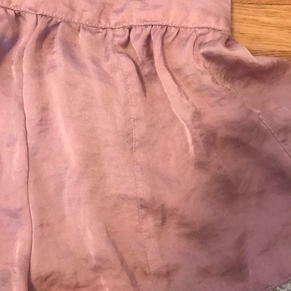 🔥3 for $30 🔥Pink ruffle shorts, Urban Outfitters - Picture 6 of 6
